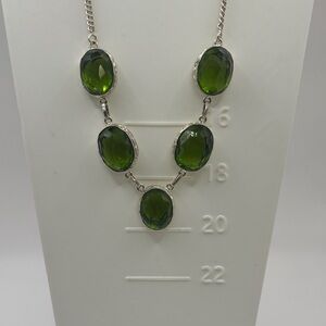 Green Faceted Stone Necklace 925